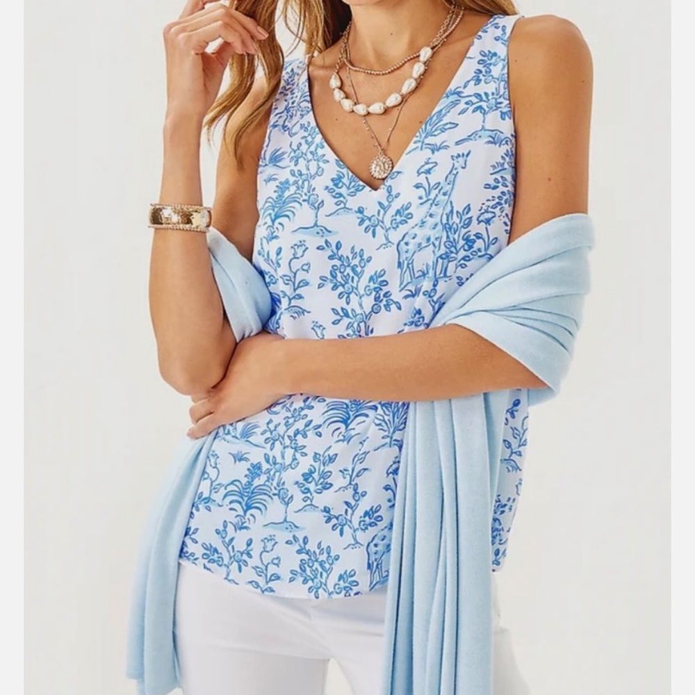 Lilly Pulitzer Tall Tales Blue Floral Straight Hem Top, NWT